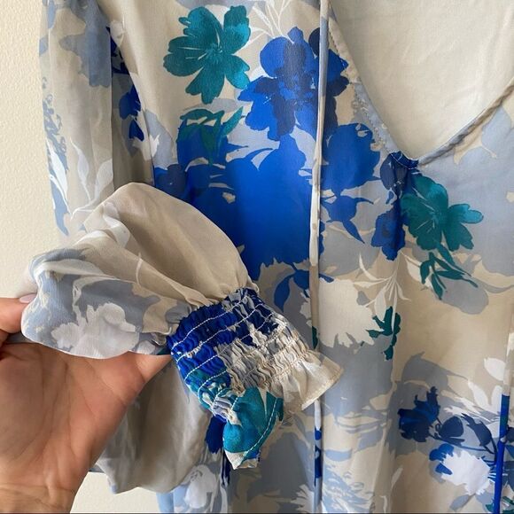 Ophelia Roe Floral Blouse - Picture 4 of 6